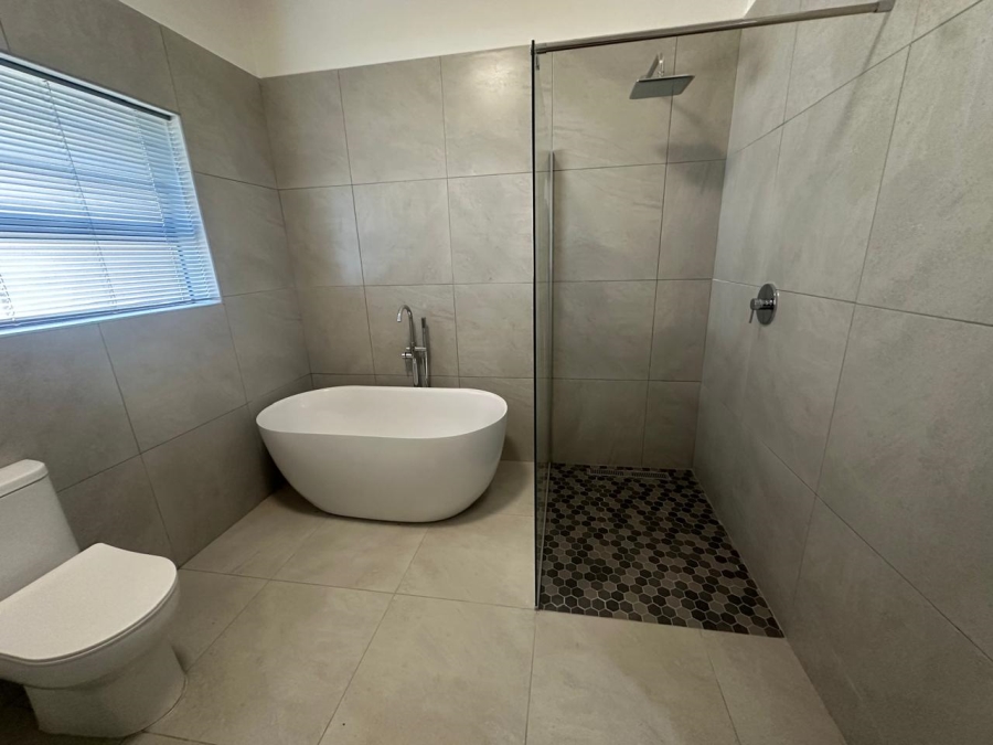 4 Bedroom Property for Sale in Bothasrus Eastern Cape